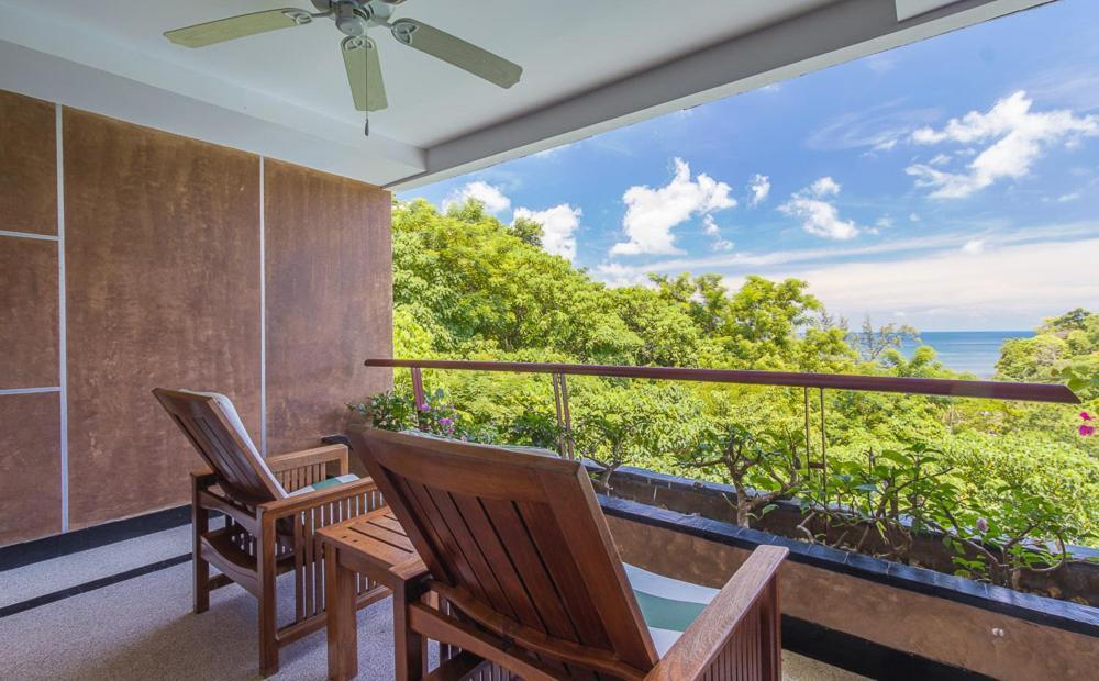 Pure & Pam Village Bãi biển Kata Ngoại thất bức ảnh